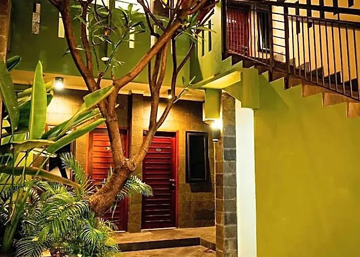 Rhiz Guest House Tebet Jakarta